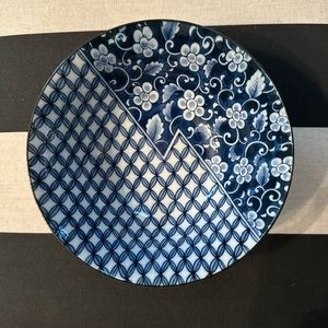 Vtg Blue & White Porcelain Bowl